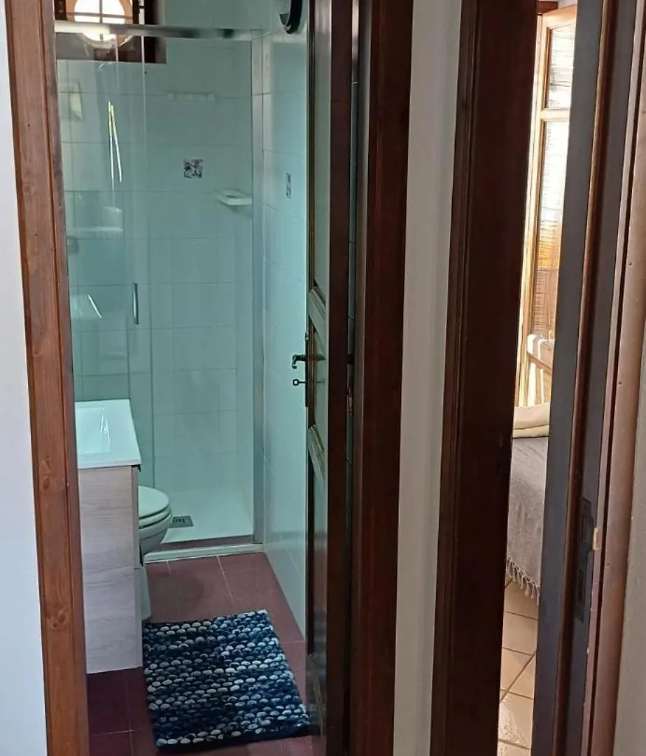 Casa Peppe Daire Lipari  İtalya